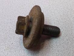 Болт шкива коленвала. Toyota: Sprinter Carib, Corolla, Corolla Spacio, Vios, Sprinter, Sprinter Trueno, Celica, Carina II, Soluna, Corona, Carina E, C...