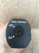 Кнопка airbag. Land Rover Discovery