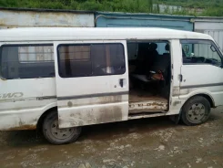 Mazda Bongo Brawny. �������, 4wd, 2.5 (92��.�.), ������, 240����. �� ����
