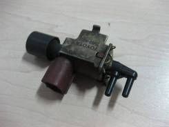 Клапан вакуумный. Toyota: IS300, Aristo, Mark II Wagon Blit, Regius Ace, Crown, 4Runner, Origin, Progres, Brevis, Mark II, Land Cruiser, Crown Majesta...