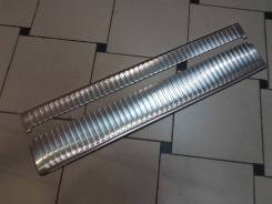 Накладка багажника. Toyota Land Cruiser, GRJ200, J200, URJ200, UZJ200, UZJ200W, VDJ200. Под заказ