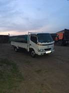 Toyota Toyoace. Грузовик бортовой Тойота 2002, 4 600 куб. см., 3 000 кг.