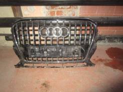Решетка радиатора. Audi Q5, 8RB Двигатели: AAH, CAEB, CAGA, CAGB, CAHA, CAHB, CALB, CCWA, CCWB, CDNA, CDNB, CDNC, CGLA, CGLB, CHJA, CJCA, CJCB, CMGA