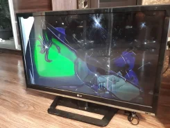 LG 32ls560t. LED ����