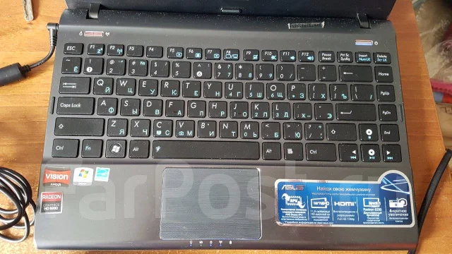 Asus Eee PC 1225B. 11.6", ��� 2048 ��, ���� 300���, WiFi: 1, Bluetooth: 1 ����