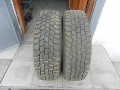 Nokian Hakkapeliitta 10. Зимние, шипованные, износ: 30%, 2 шт