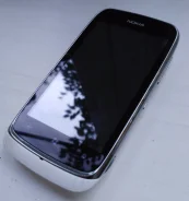 Nokia Lumia 610. �/�