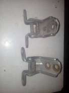 Кронштейн боковой двери. Nissan AD, WFY11, VFY11, WHY11, VEY11, VHNY11, VY11, VENY11, WHNY11 Nissan Sunny, B15, FB15, FNB15 Nissan Wingroad, VY11, VFY...