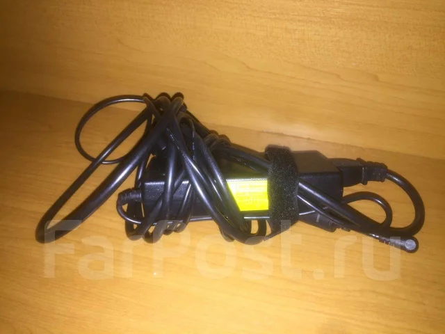 Acer Aspire One D257. 10.1", 1,7����, ��� 2048 ��, ���� 320���, WiFi: 1, Bluetooth: 1 ����