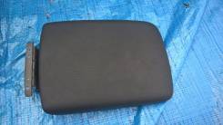 Бардачок. Subaru Outback, BPE, BP9 Subaru Legacy, BPE, BL9, BP9, BL5, BP5, BLE Subaru Legacy B4, BL5, BLE, BL9 Subaru Legacy Wagon, BPE Двигатели: EJ2...
