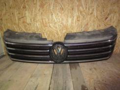 Решетка радиатора. Volkswagen Passat