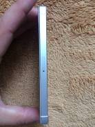 Apple iPhone 5s 32Gb. Б/у
