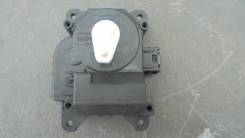 Сервопривод заслонок печки. Toyota: Corolla Rumion, RAV4, Auris, Corolla, Corolla Fielder, Corolla Axio Двигатели: 2ZRFAE, 1NZFE, 1AZFE, 2GRFE, 2AZFE...