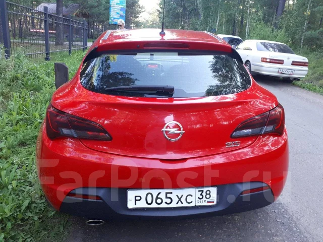 Opel Astra. �������, ��������, 1.4 (140��.�.), ������, 81����. �� ����