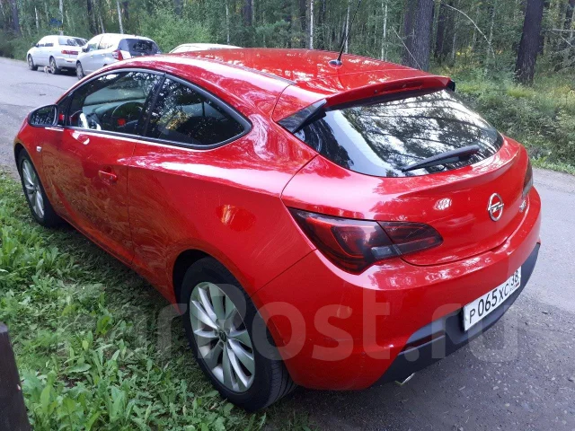 Opel Astra. �������, ��������, 1.4 (140��.�.), ������, 81����. �� ����