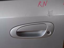 Ручка двери внешняя. Honda Stream, LA-RN1, LA-RN2 Honda Civic, LA-EU2, LA-EU1, UA-EU1 Двигатели: D17A2, K20A1