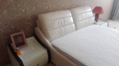 Кровати.