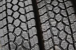 Toyo M917. Зимние, без шипов, 2012 год, износ: 5%, 2 шт