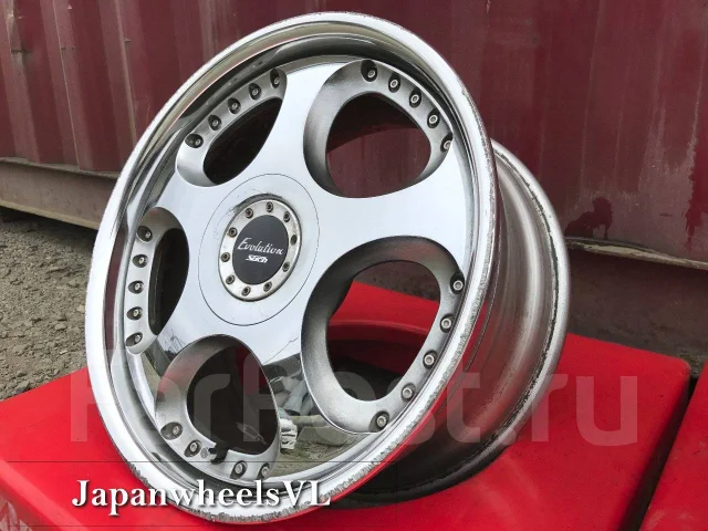 Stich Evolution. 8.0x17", 4x114.3, 5x114.3, ET42, �� 72,5���. ����