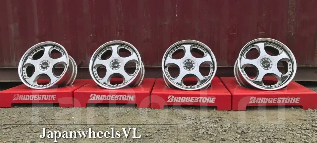 Stich Evolution. 8.0x17", 4x114.3, 5x114.3, ET42, �� 72,5���. ����