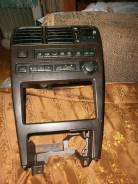 Консоль центральная. Toyota Chaser, GX90, JZX90 Toyota Cresta, GX90, JZX90 Toyota Mark II, JZX90E, JZX90, GX90