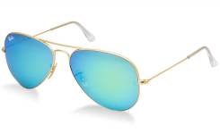 Очки Ray-Ban.