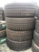 Pirelli Ice Asimmetrico. Зимние, без шипов, 2015 год, износ: 5%, 4 шт