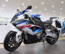 BMW S1000 RR. 999 куб. см., исправен, птс, без пробега