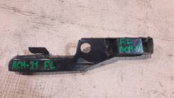 Крепление бампера. Toyota Ipsum, ACM21, ACM21W, ACM26, ACM26W Toyota Picnic, ACM20, ACM20R, ACM21, CLM20 Toyota Picnic Verso, ACM20, ACM21, CLM20 Toyo...