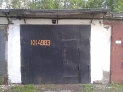 Гаражи капитальные. улица Инициативная 10, р-н Кировский, 19 кв. м., электричество, подвал.
