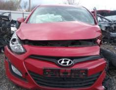 Hyundai i30. 13г красный 1.6 АТ