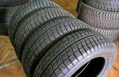 Bridgestone Blizzak Revo2. Всесезонные, 2011 год, износ: 5%, 4 шт