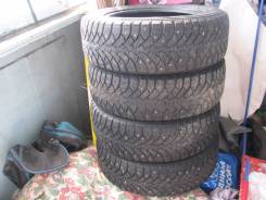 Nokian Nordman 4. Зимние, шипованные, износ: 40%, 4 шт