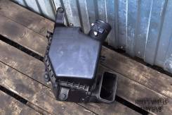 Корпус воздушного фильтра. Lexus: GS350, GS300, GS430, GS460, GS450h, GS30 / 35 / 43 / 460 Toyota GS30, GRS190, GRS191, GRS195, GRS196, URS190, UZS190...