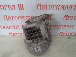 Корпус моторчика печки. Toyota Town Ace Noah, SR40, SR50, CR50, CR40 Toyota Lite Ace Noah, SR40, CR40, CR50, SR50 Двигатели: 3SFE, 3CT, 3CTE