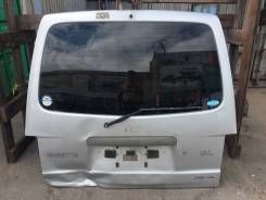 Дверь багажника. Nissan Vanette