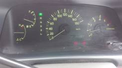 Панель приборов. Toyota Hiace Regius, KCH46G Двигатель 1KZTE