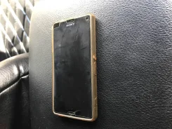 Sony Xperia Z3 Compact. �/�