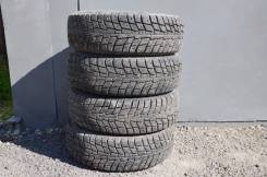 Michelin X-Ice North. Зимние, шипованные, износ: 30%, 4 шт