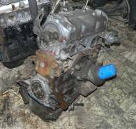 Двигатель в сборе. Mazda 626
