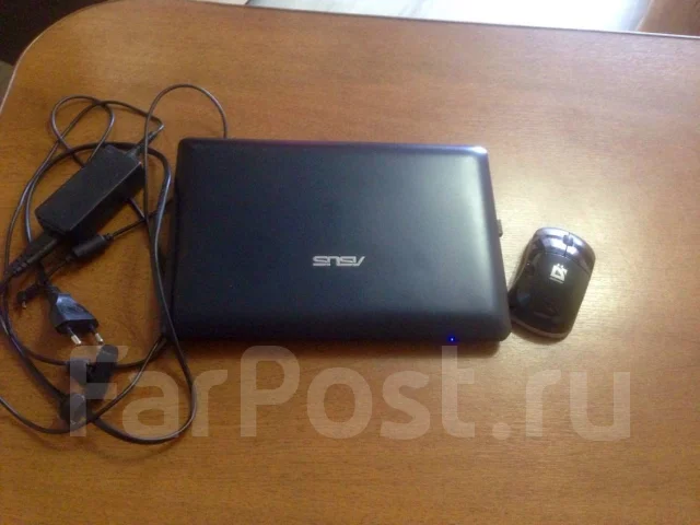 Asus Eee PC 1015PEM. 8", ��� 512 ��, ���� 117���, WiFi: 1, Bluetooth: 1, ����������� �� 3��. ����