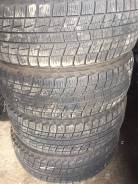 Bridgestone ST30. Зимние, без шипов, 2011 год, износ: 20%, 4 шт
