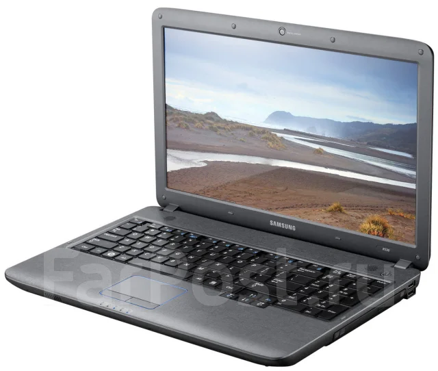 Samsung R525. 15.6", 2,3����, ��� 3072 ��, ���� 250���, WiFi: 1, Bluetooth: 1, ����������� �� 2��. ����