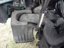 Корпус воздушного фильтра. Isuzu Elf, NKR81E Двигатель 4HL1