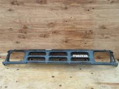 Решетка радиатора. Mazda Proceed, UV66R Двигатель G6