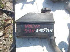 Бачок гидроусилителя руля. Volvo S80, TS Двигатели: B5204T5, B5244S, B5254T2, B6294S2, B6294T, D5244T5, D5252T
