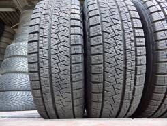 Pirelli Ice Asimmetrico. Зимние, без шипов, 2014 год, износ: 5%, 4 шт