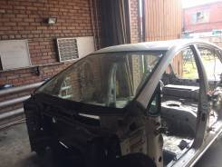 Стекло лобовое. Toyota Prius, NHW20