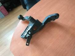 Крепление генератора. Honda: Civic, Domani, HR-V, Partner, CR-X del Sol, Civic Ferio, CR-X Delsol Двигатели: D16A, D16W1, D16W2, D16W5