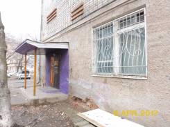 Продается помещение в Артеме, 142,7 кв. м. по цене 35000 руб за кв. м.!. Улица Фрунзе 14, р-н Пианинка, 142 кв. м. Дом снаружи